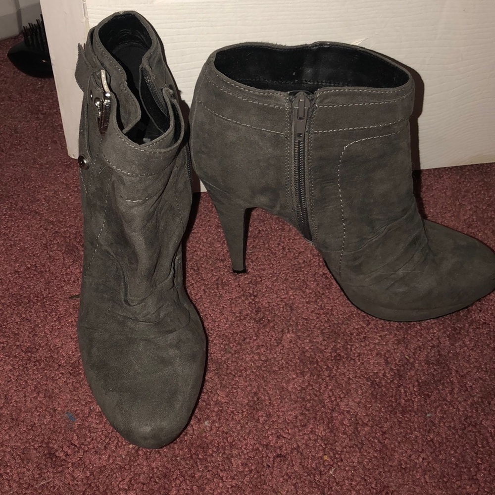 G By Guess Booties